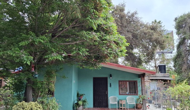Turquoise country house in San Antonio de las Minas BC
