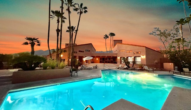 Unique 2 BR Sabino Canyon Gem