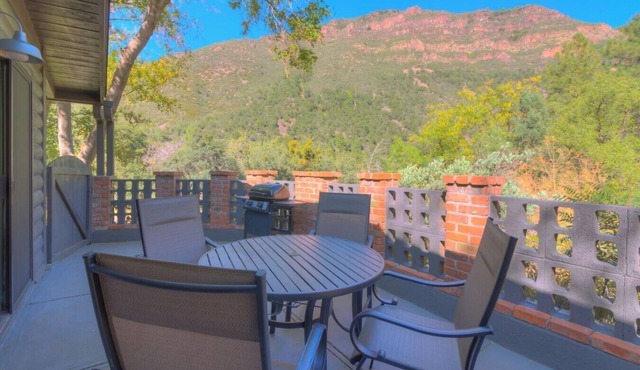 Unit 1 - Slide Rock Lodge