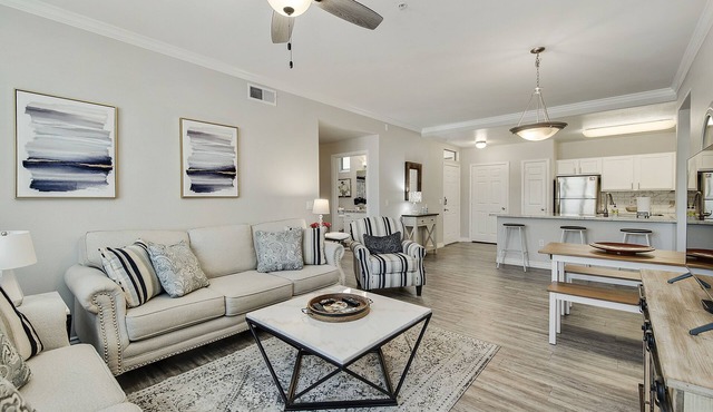 Updated Scottsdale Condo Near Golf Courses, Malls, Mayo Clinic