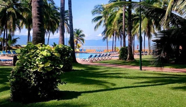 Upscale 1BR Condo with Pool in the Heart of old Vallarta