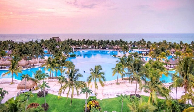 Vidanta's Mayan Palace Cancun/Riviera Maya Junior Suite Sleeps 2 adults/2 kids