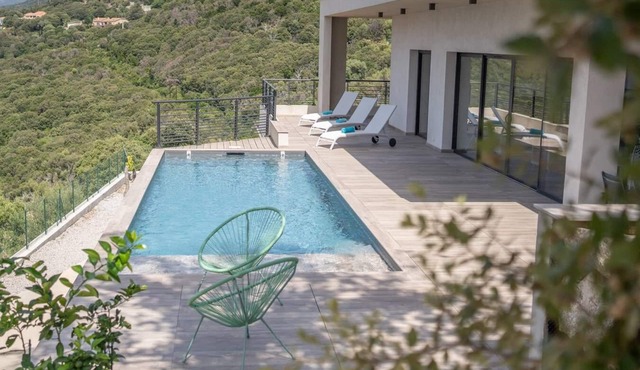 Villa Elora sea view and swimming pool