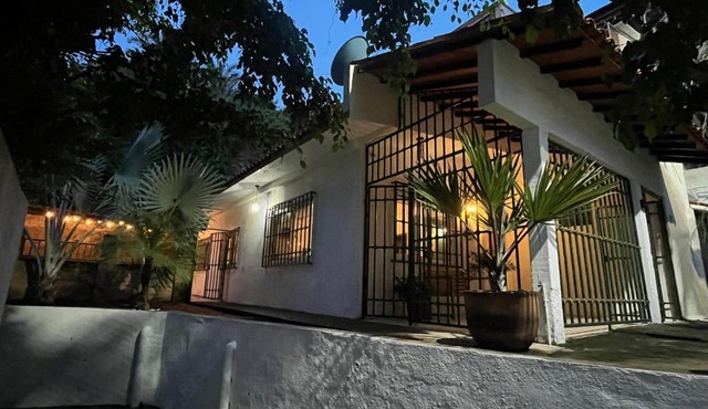 Villa Palmier - Tropical Oasis - Peace & Comfort