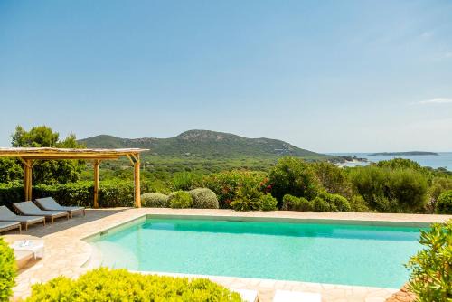 Villa Palombaggia vue mer panoramique plage 9 min à pied