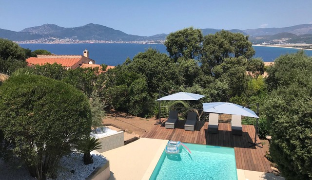 Villa panoramic sea view/heated pool/tennis