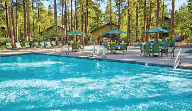 Wyndham Pinetop Eight 8BR Apartments