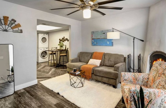 E Oak St · Cozy Scottsdale Casita Near Old Town - 30 Day Min