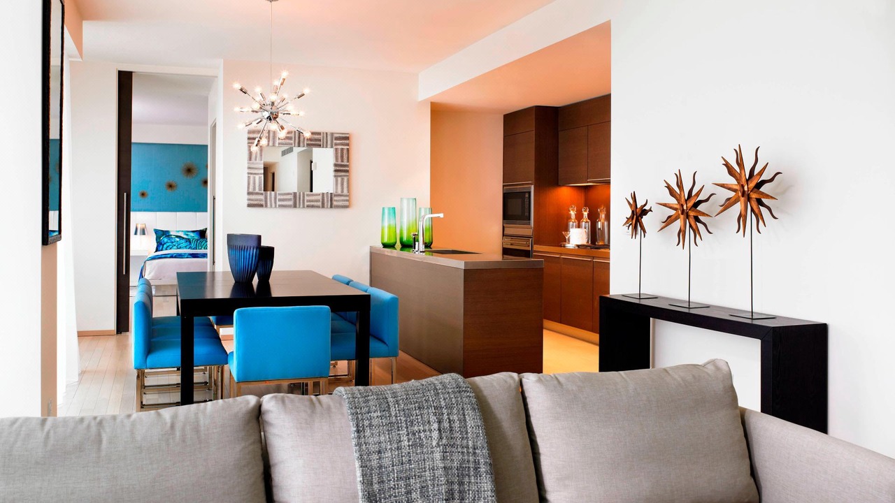 Photo of Livingroom in Entertainment District