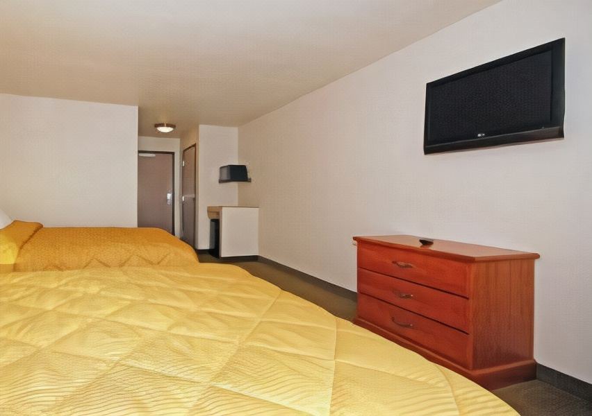 Photo of Bedroom in Fortuna Foothills