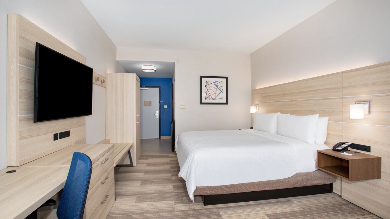 Photo of Bedroom in Glendale Sports and Entertainment District