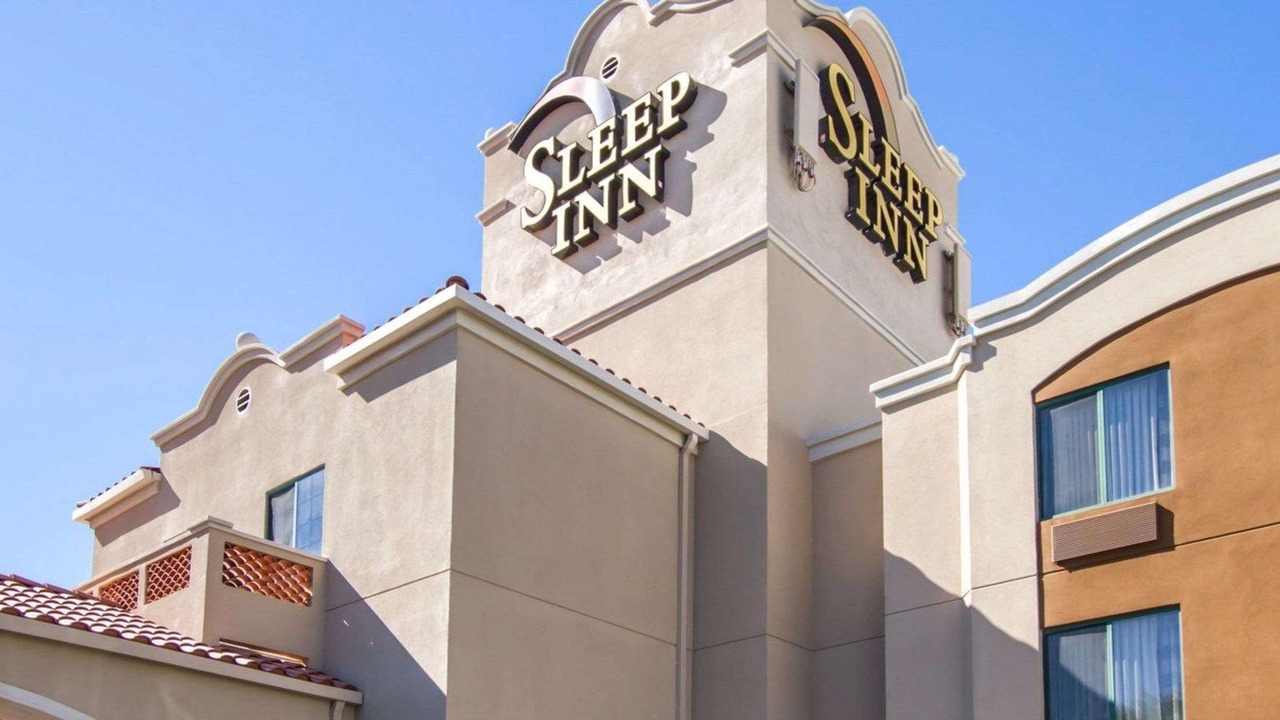 Photo of Buildings in Paradise Valley Village