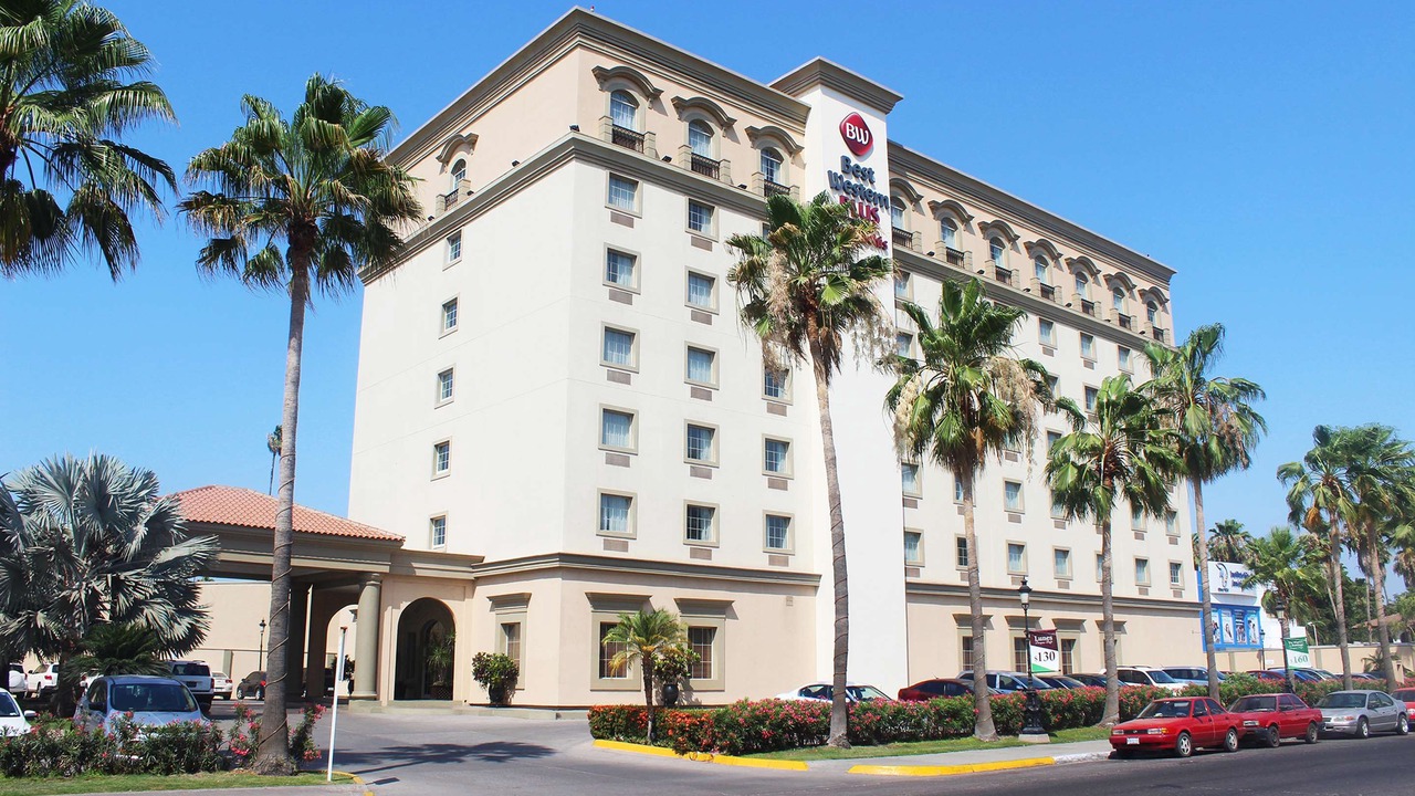 Photo of Buildings in Los Mochis