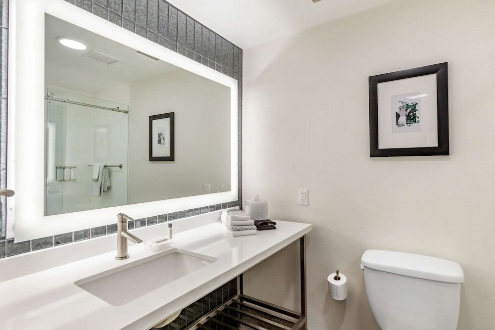 Photo of Bathroom in Evans Churchill