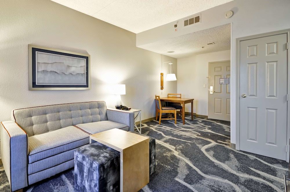 Photo of Livingroom in Camelback East