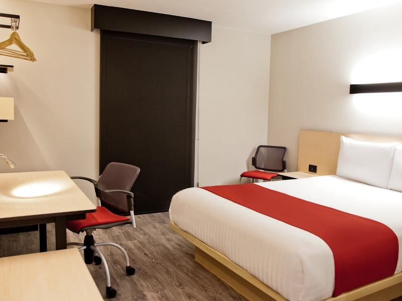 Photo of Bedroom in Leon