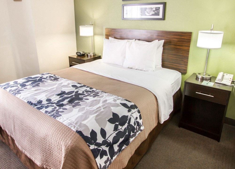 Photo of Bedroom in Paradise Valley Village
