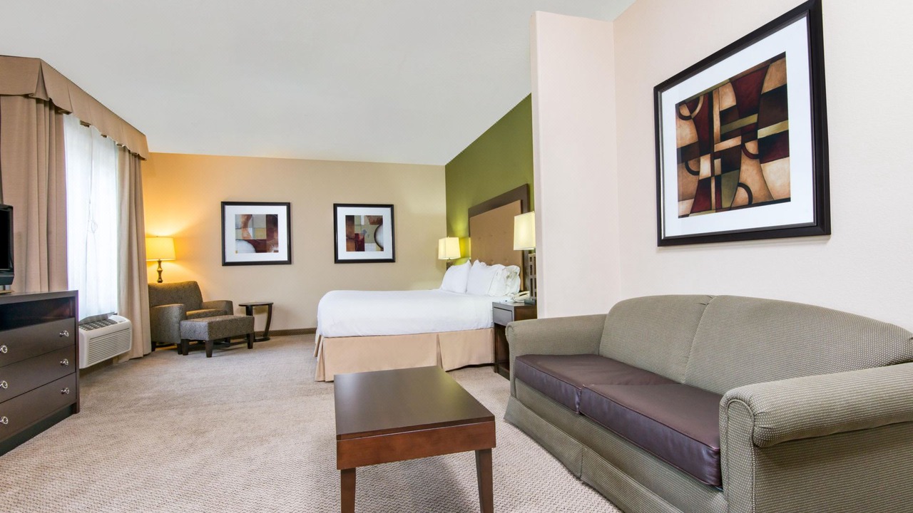 Photo of Livingroom in Glendale Sports and Entertainment District