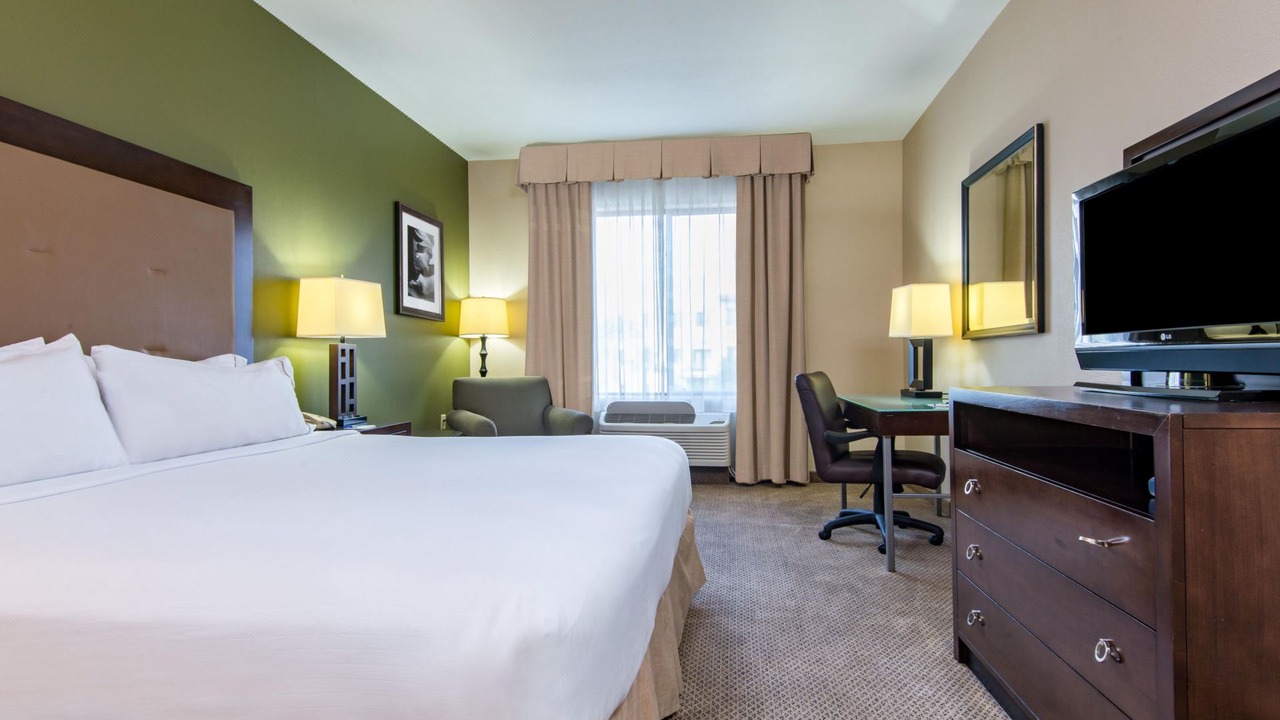 Photo of Bedroom in Glendale Sports and Entertainment District