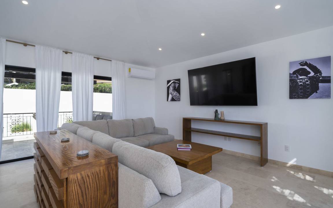 Photo of Livingroom in Ildefonso Green