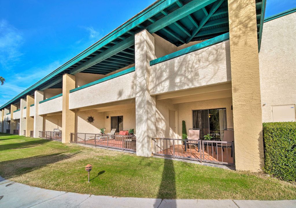 Photo of Buildings in Inner Circle