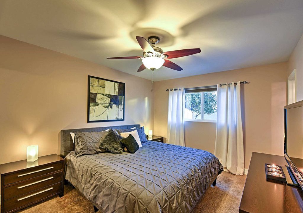 Photo of Bedroom in Scottsdale Estates Five