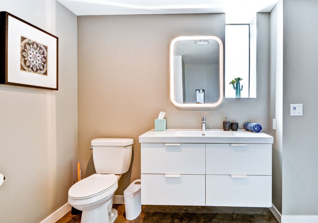 Photo of Bathroom in Evans Churchill
