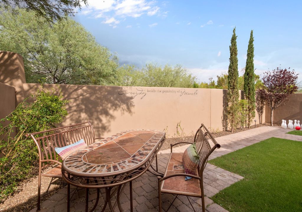 Photo of Patio Balcony in Talon Retreat