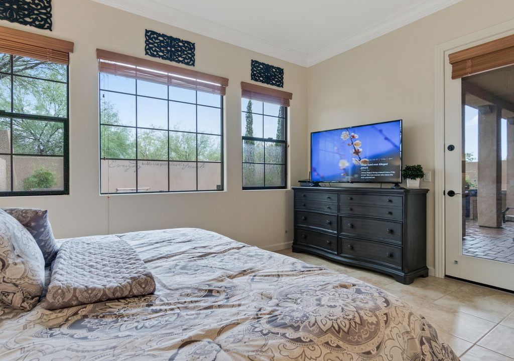 Photo of Bedroom in Talon Retreat