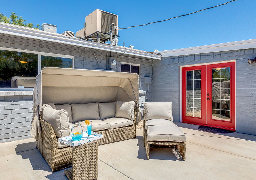 Photo of Patio Balcony in Scottsdale Estates Five