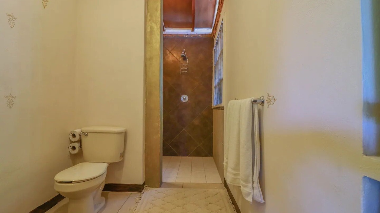 Photo of Bathroom in South Hotel Zone