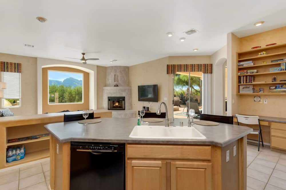 Photo of Kitchen in Oro Valley