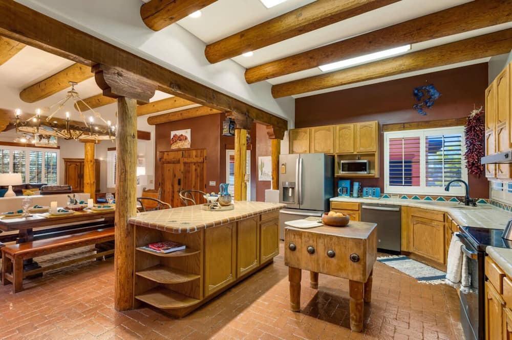 Photo of Kitchen in Continental Reserve