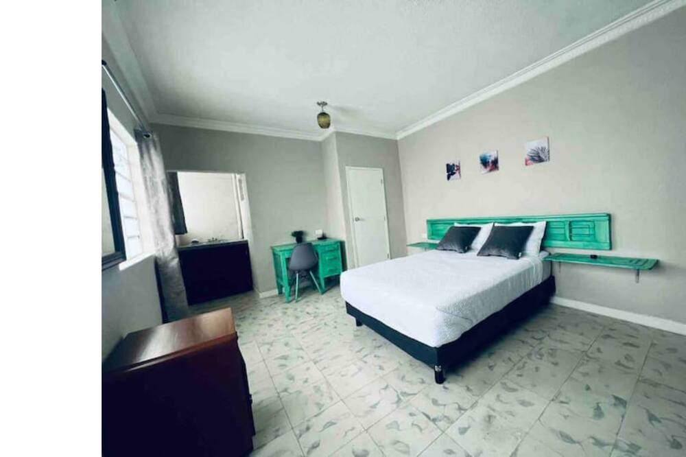 Photo of Bedroom in Zona Paseo Montejo