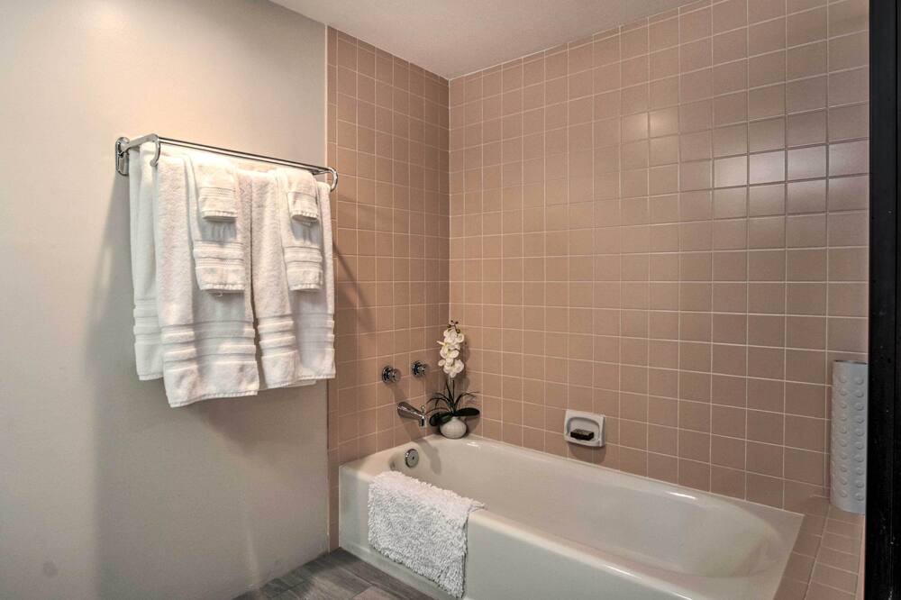 Photo of Bathroom in Starr Pass