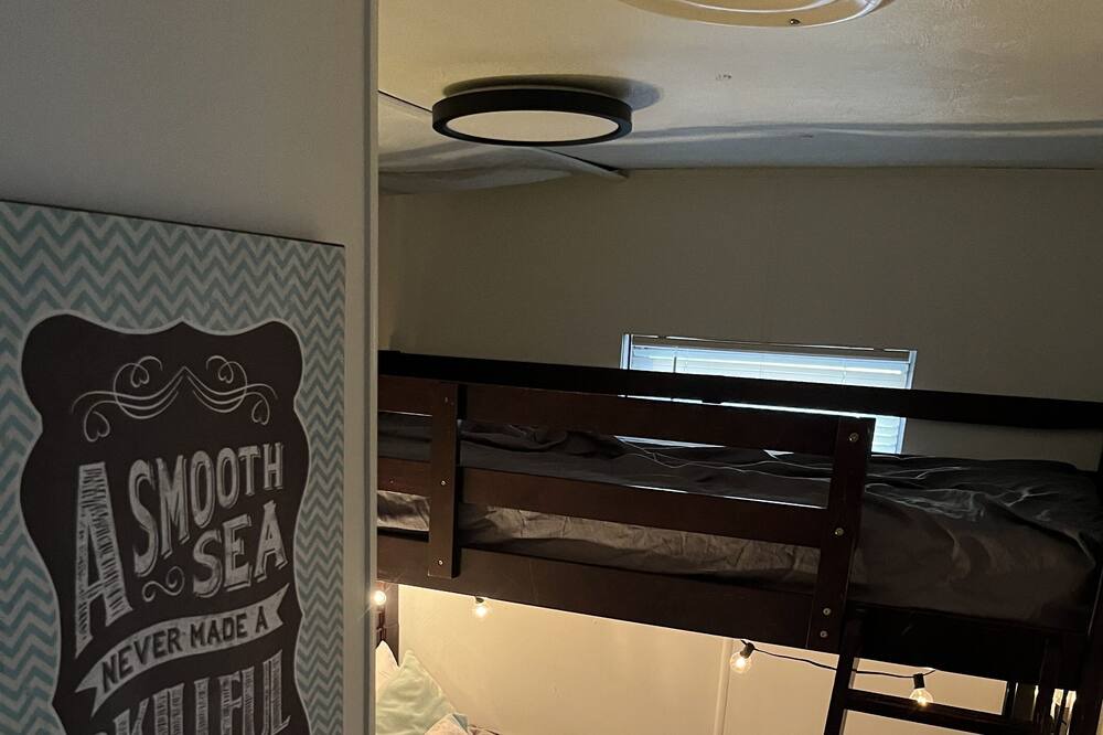 Photo of Bedroom in Lake Havasu City