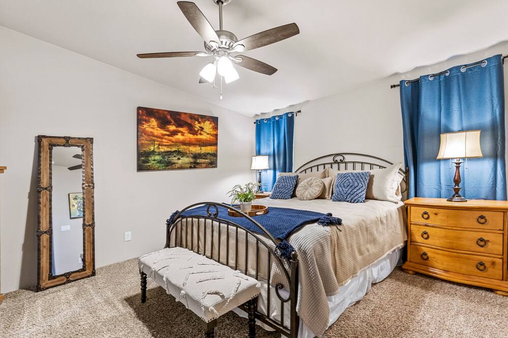 Photo of Bedroom in Parks