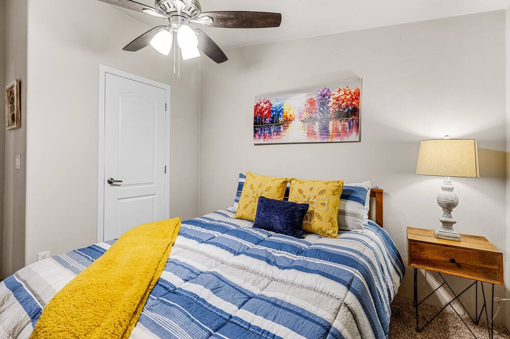 Photo of Bedroom in Parks