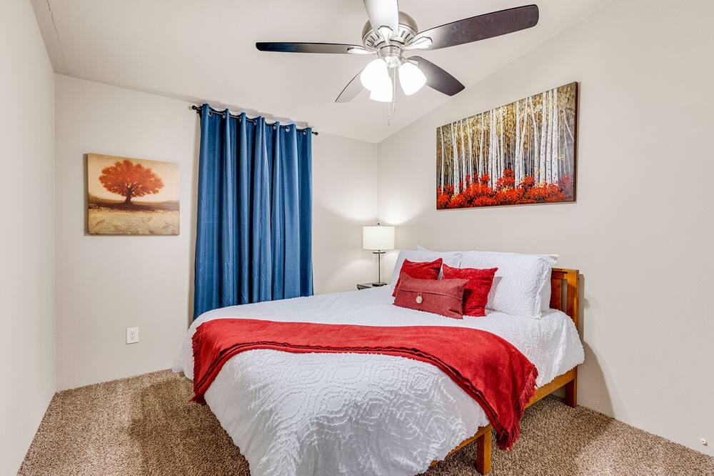 Photo of Bedroom in Parks