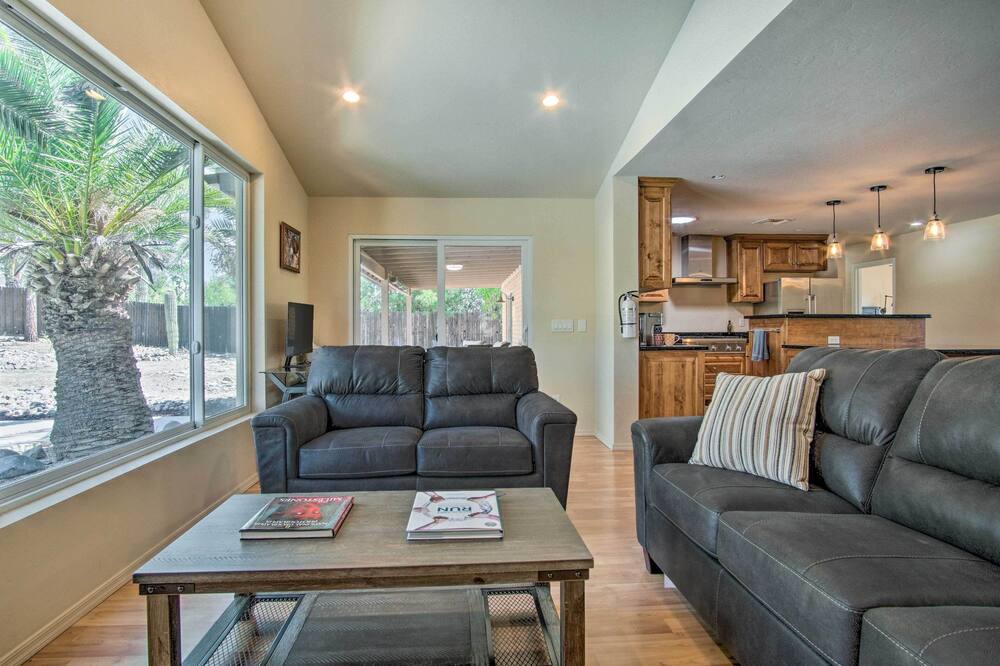 Photo of Livingroom in Tanque Verde
