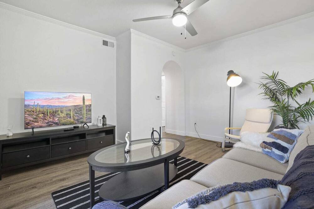 Photo of Livingroom in Glendale Sports and Entertainment District