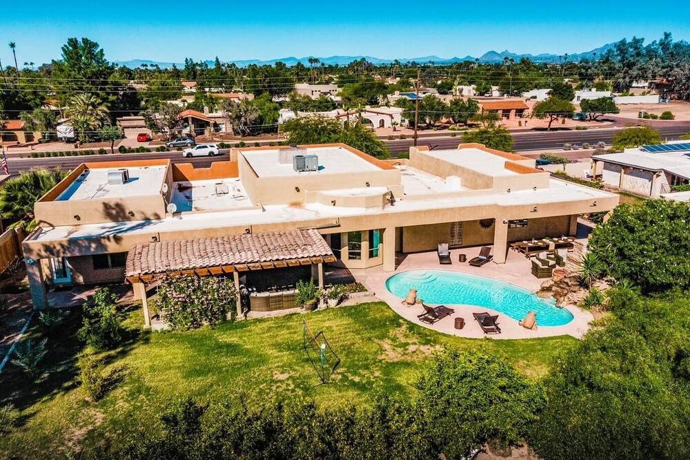 Photo of Others in La Paz At Desert Springs