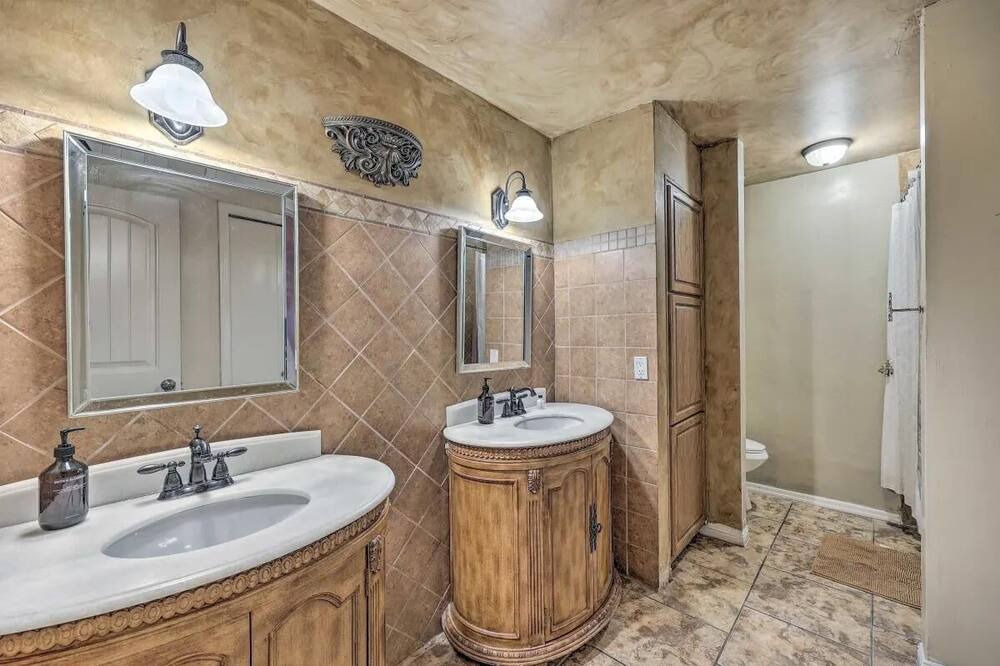 Photo of Bathroom in La Paz At Desert Springs