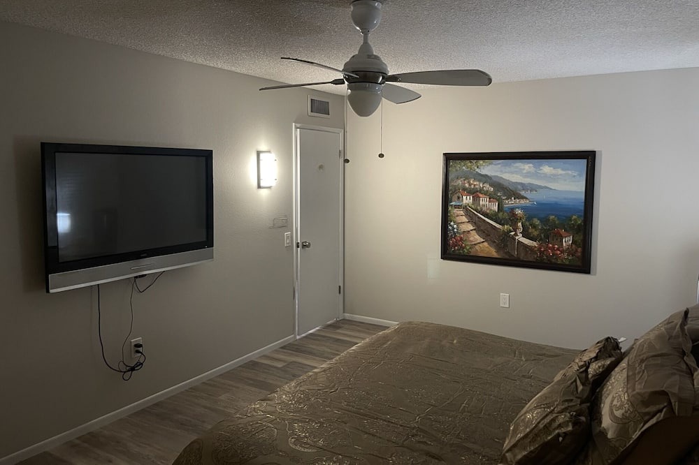 Photo of Bedroom in Sun City West