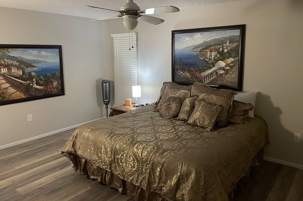 Photo of Bedroom in Sun City West