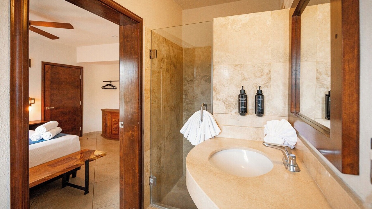 Photo of Bathroom in Colina del Sol