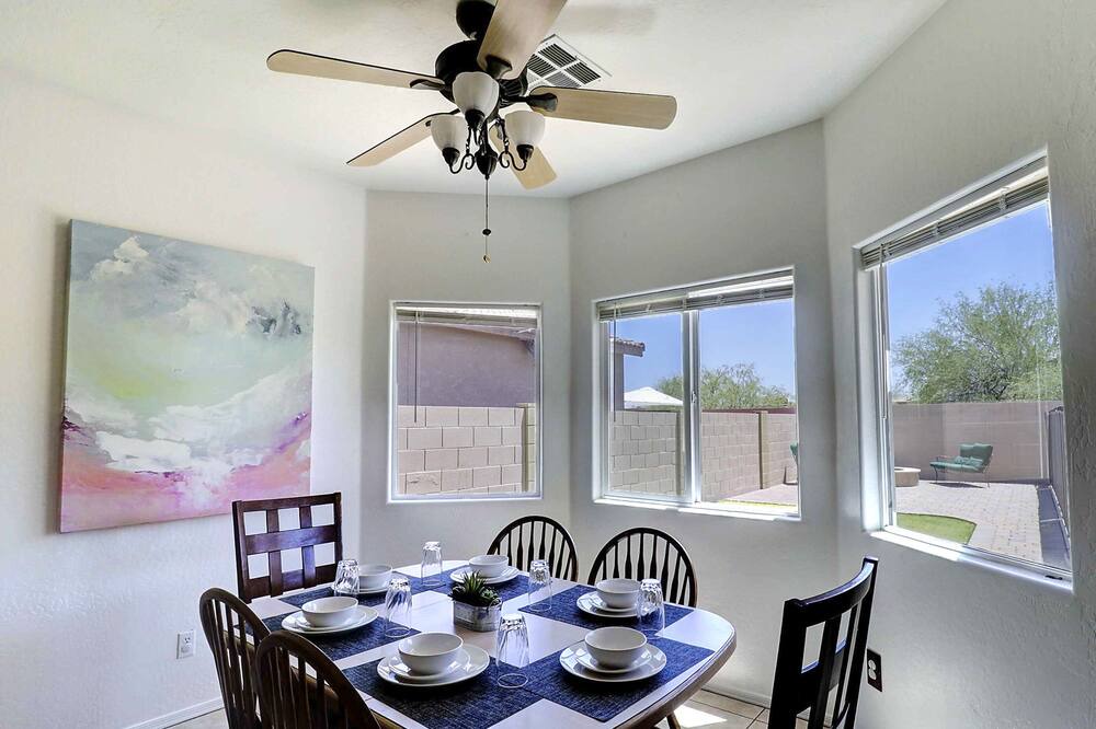 Photo of Kitchen in Surprise Farms