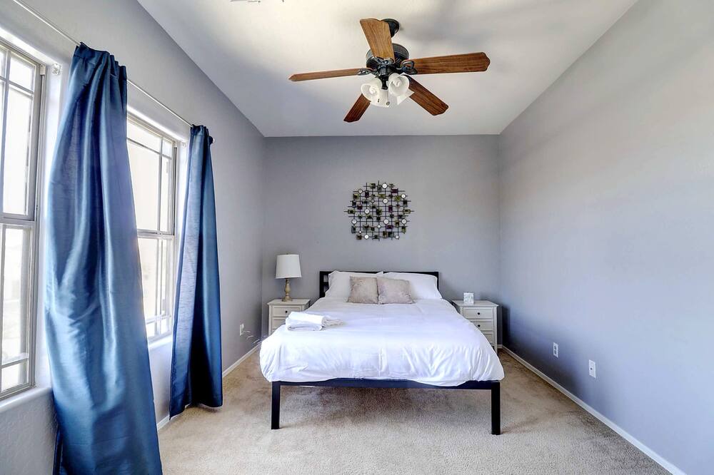 Photo of Bedroom in Surprise Farms