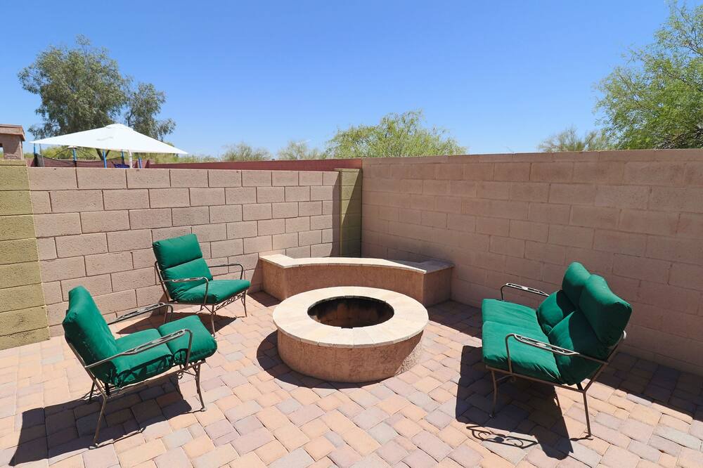 Photo of Patio Balcony in Surprise Farms