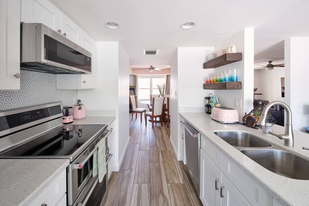 Photo of Kitchen in Shea North Estates